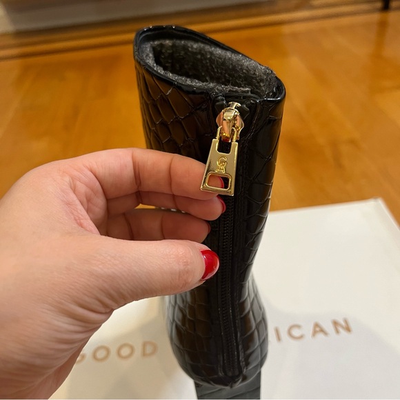 Good American Women’s Crocodile Patent Leather Ankle Booties Black GA244C-X Sz 7 - Picture 11 of 13